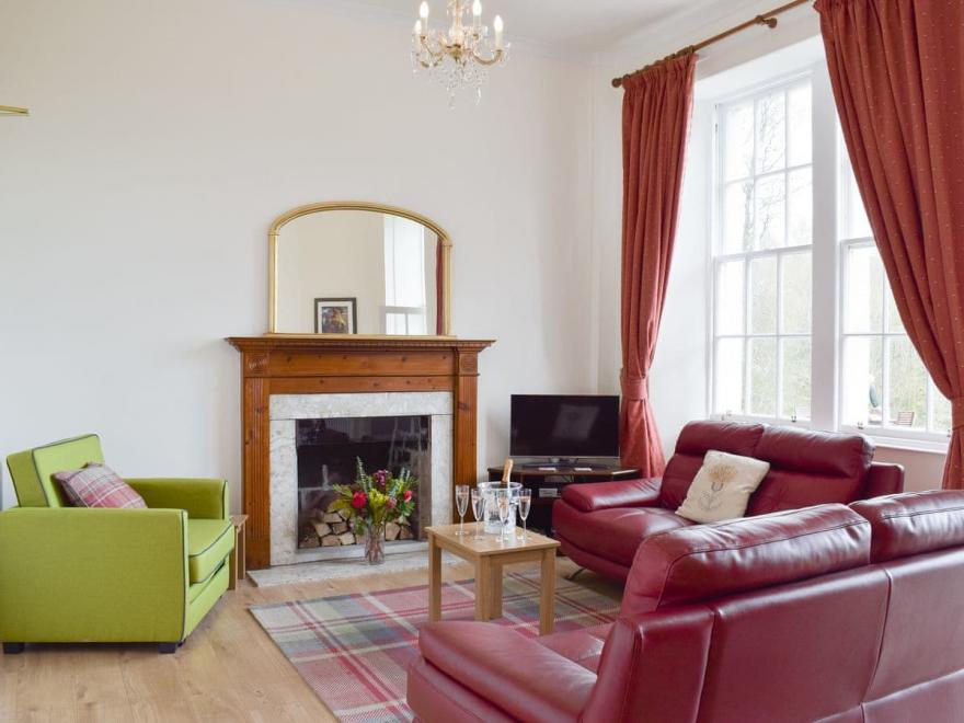 The McGregor Apartment - UK5809