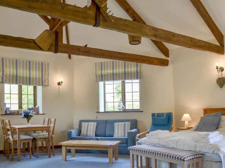 Calf Cottage - UK10012