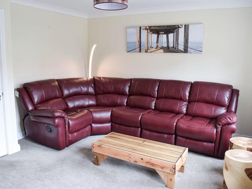 Captains House - UK2494