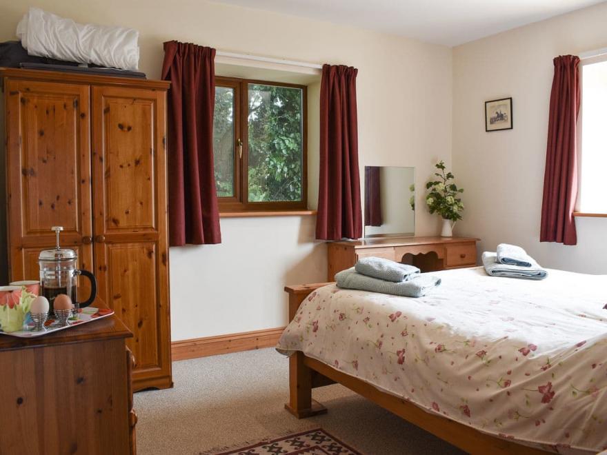 Willow Barn - UKC3420