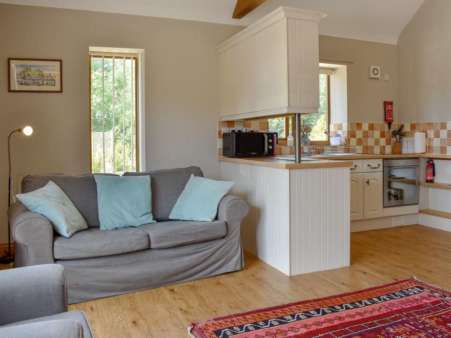 Cherry Barn - UKC3421