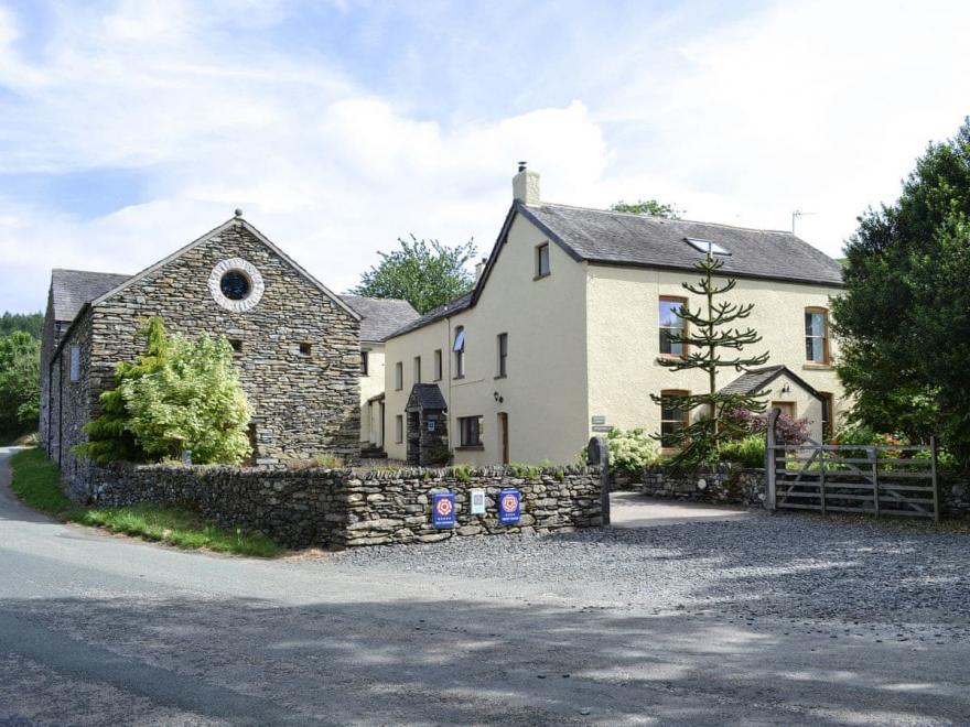 Old Barn Cottage Old Barn Holidays - UK1312