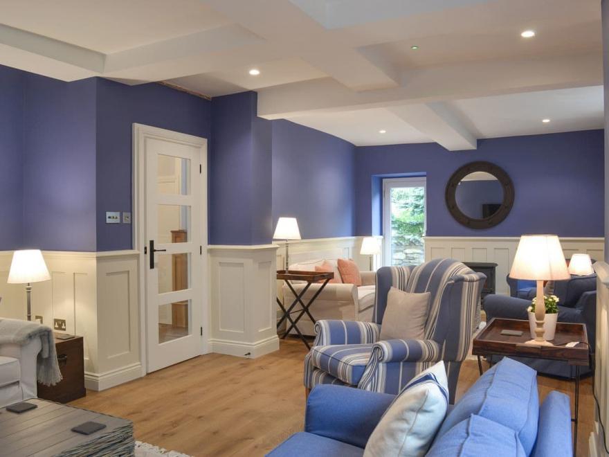 Huckleberry  House Old Barn Holidays- UK1315