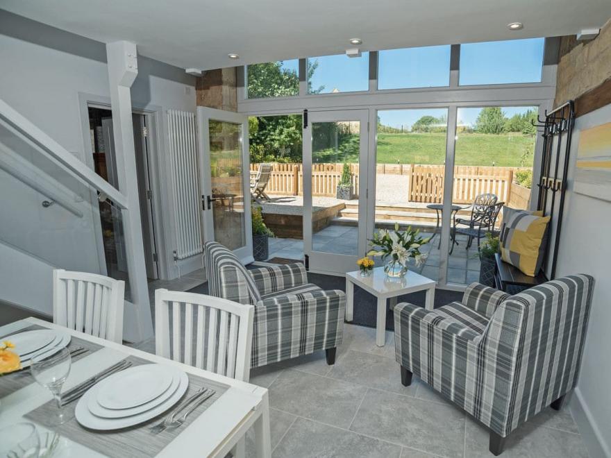 2 Longmoor - UKC3493