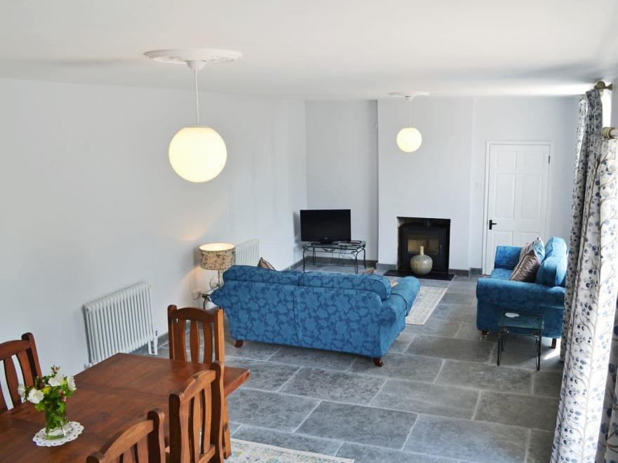 The Coach House - UKC3504