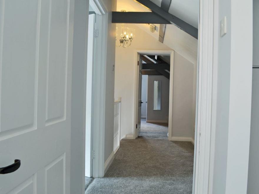 The Coach House - UKC3504