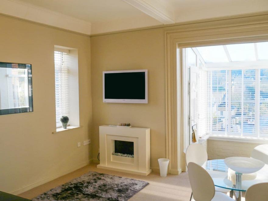 Apartment 6 Bedford House