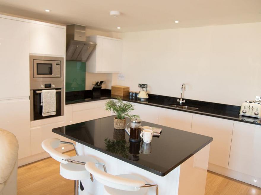 Apartment 11 - Latitude 51