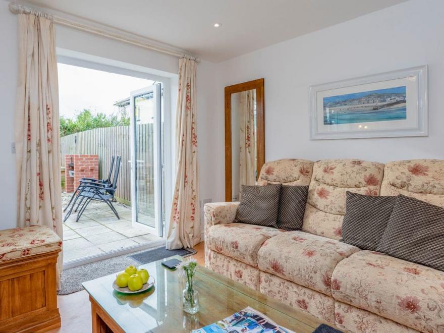 4 Trevanson Mews Newquay