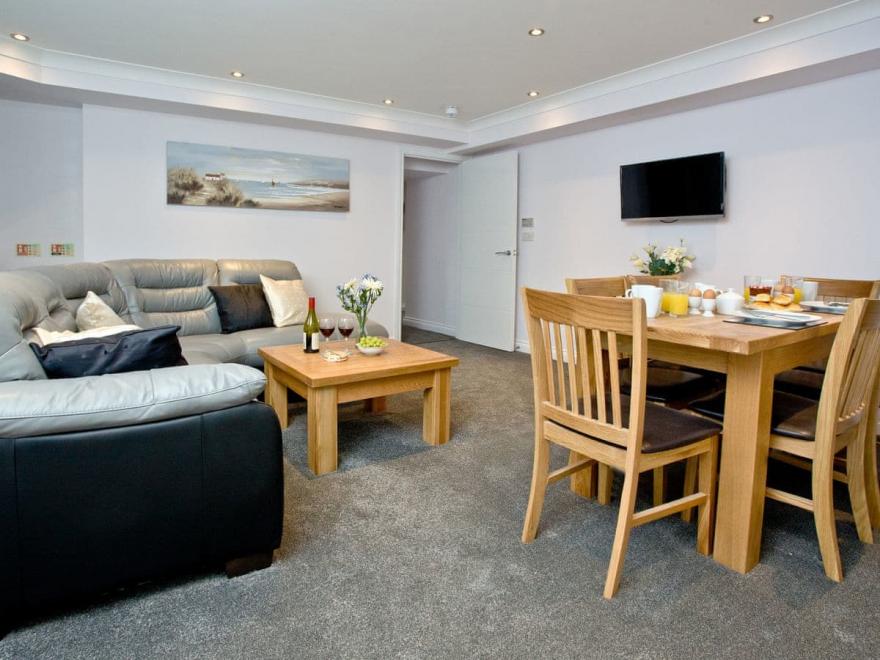 1 Austen's Apartments