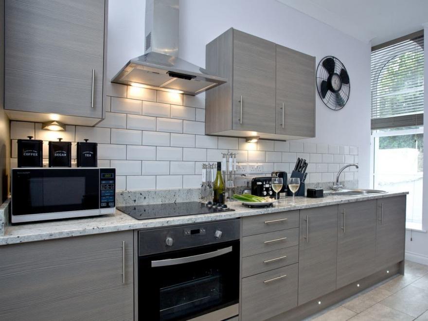 4 Austen's Apartments