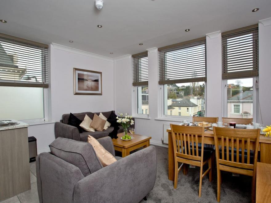 7 Austen's Apartments