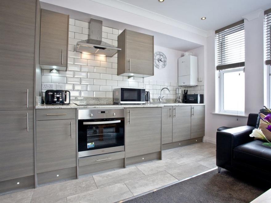 8 Austen's Apartments