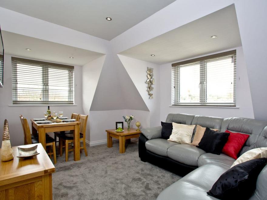 10 Austen's Apartments