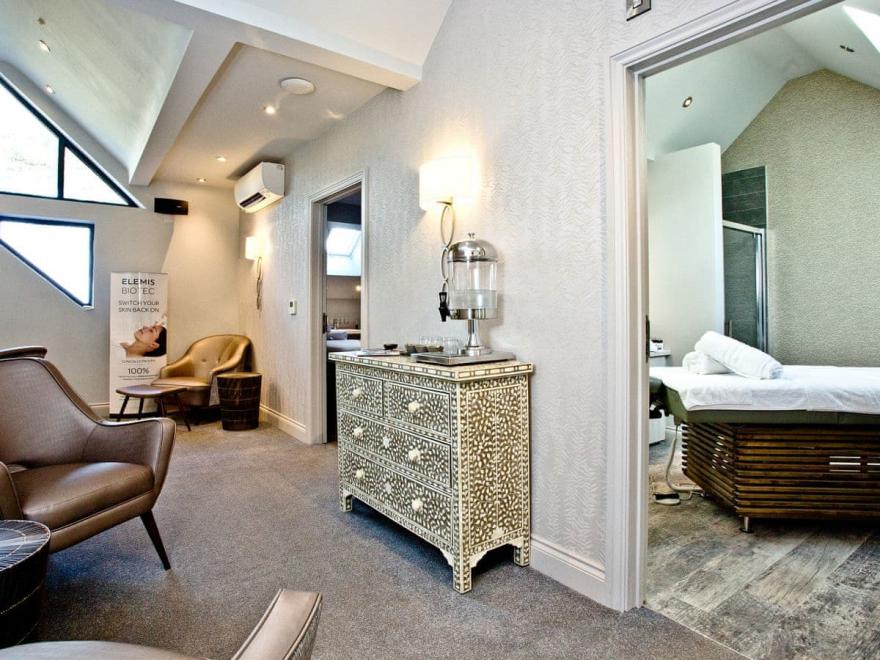 Apartment 38 - Beyond Escapes