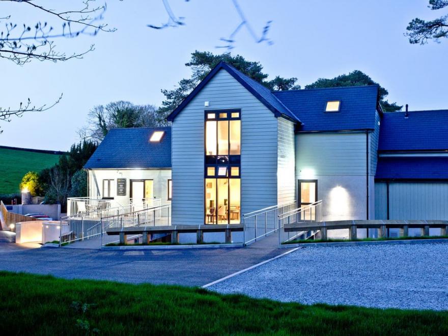 Lodge 6 - Beyond Escapes