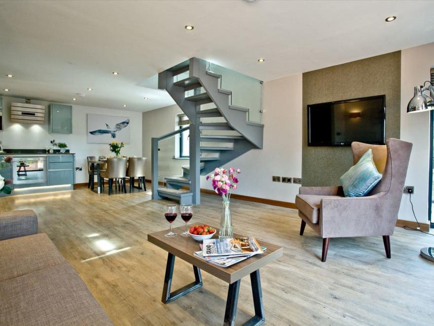 Lodge 6 - Beyond Escapes