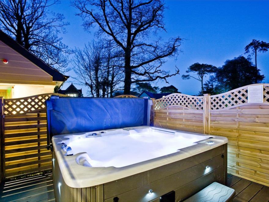 Lodge 10 - Beyond Escapes