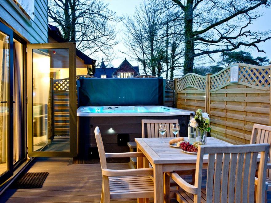 Lodge 20 - Beyond Escapes