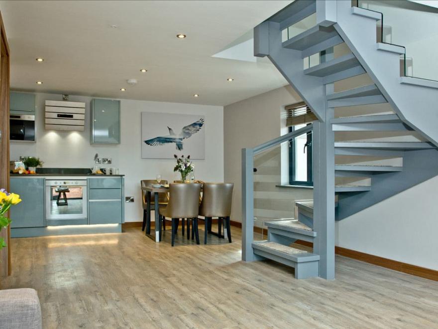 Courtyard Lodge 23 - Beyond Escapes