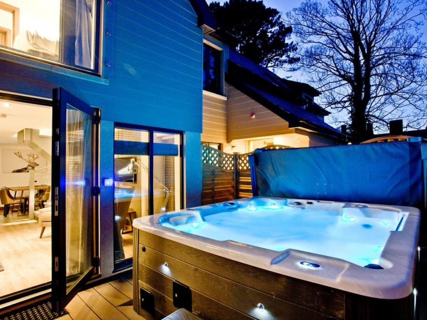 Courtyard Lodge 23 - Beyond Escapes