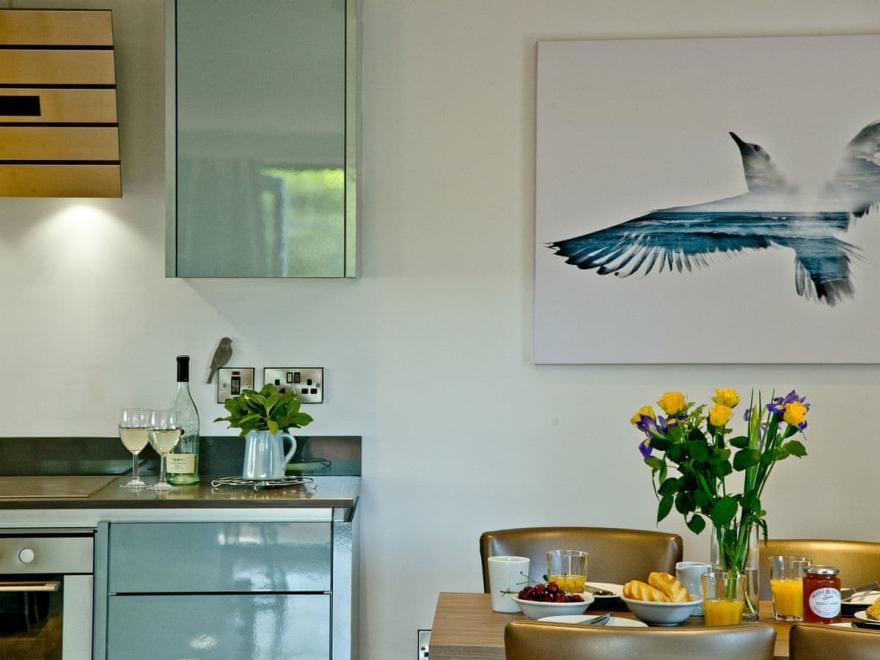 Courtyard Lodge 24 - Beyond Escapes