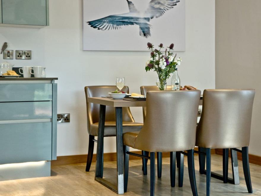 Courtyard Lodge 26 - Beyond Escapes