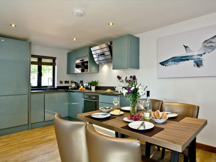 Courtyard Lodge 27 - Beyond Escapes