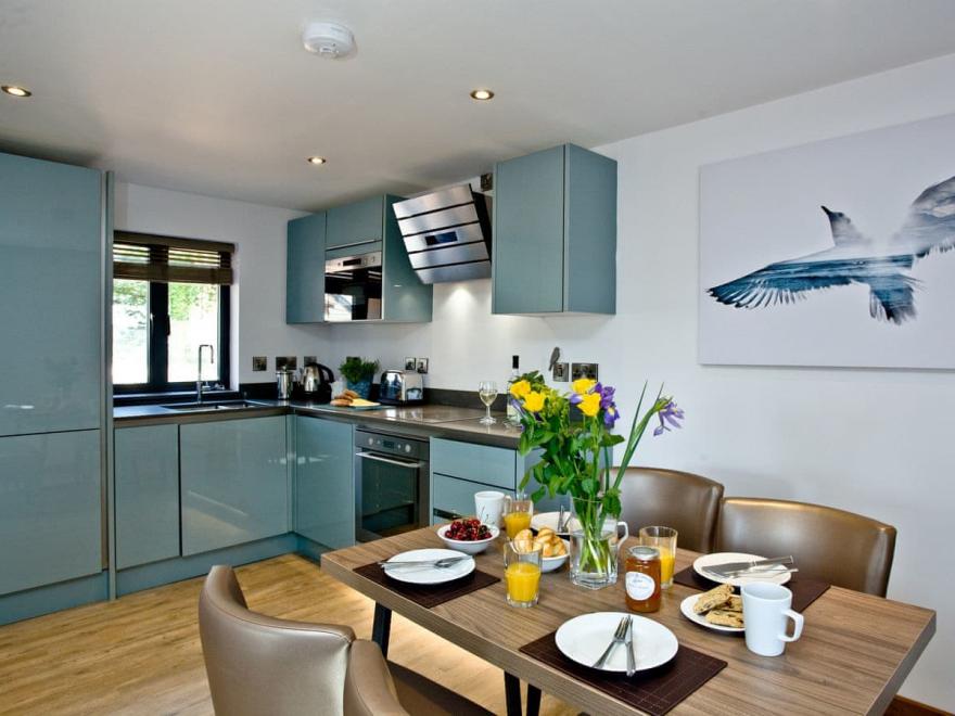 Courtyard Lodge 28 - Beyond Escapes