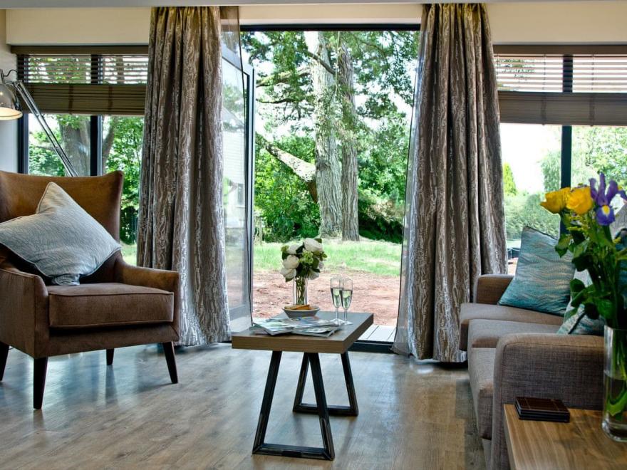 Courtyard Lodge 31 - Beyond Escapes