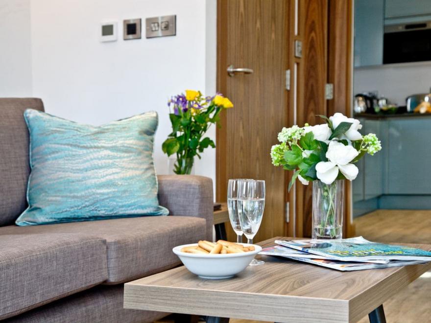 Courtyard Lodge 33 - Beyond Escapes