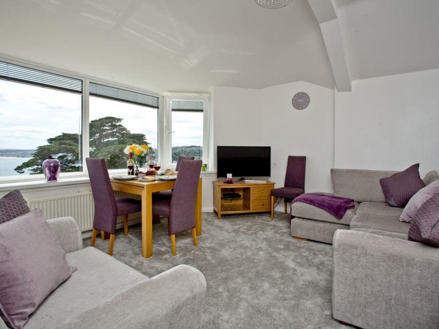 Wellswood - Bay Fort Mansions