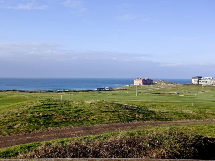 Fistral View at Bredon Court