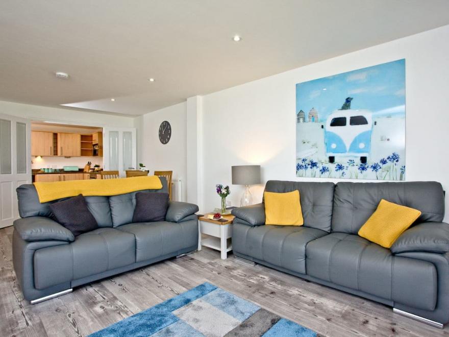 Dame's Violet - 32 Bredon Court