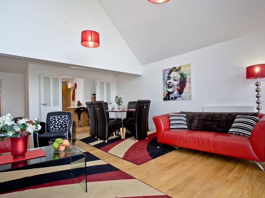 Bredon Court, Poseidon Penthouse