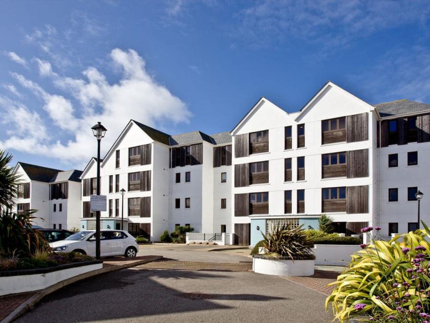 Oceans At Bredon Court