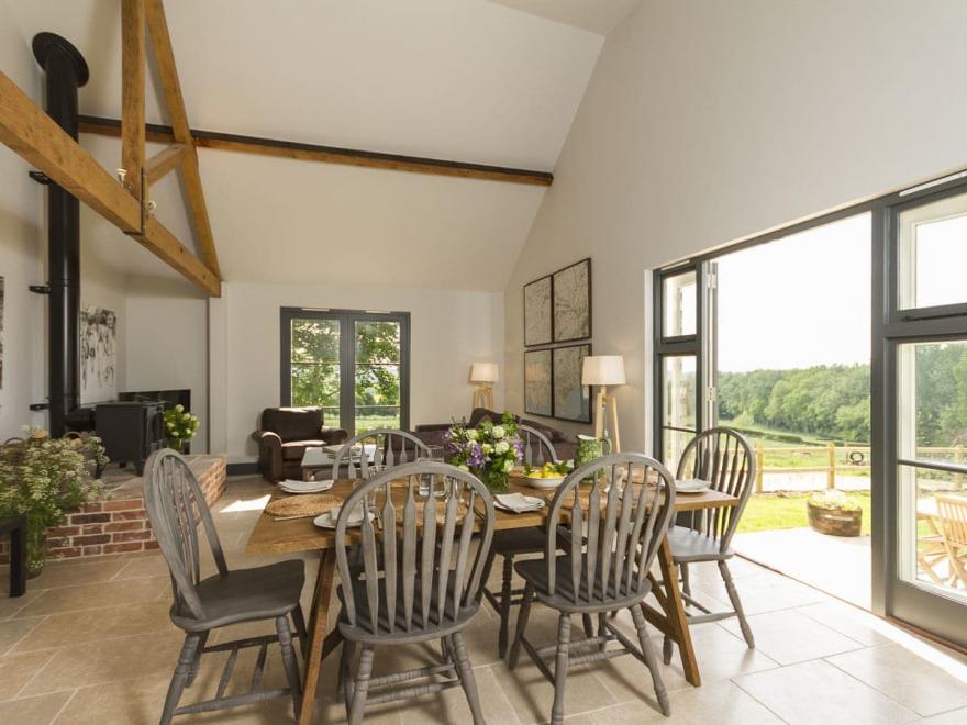 Chisel Barn Whites Ground