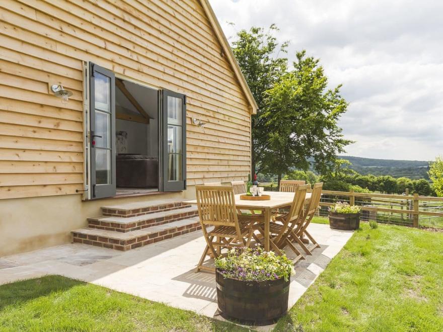 Chisel Barn Whites Ground With Shepherds Hut