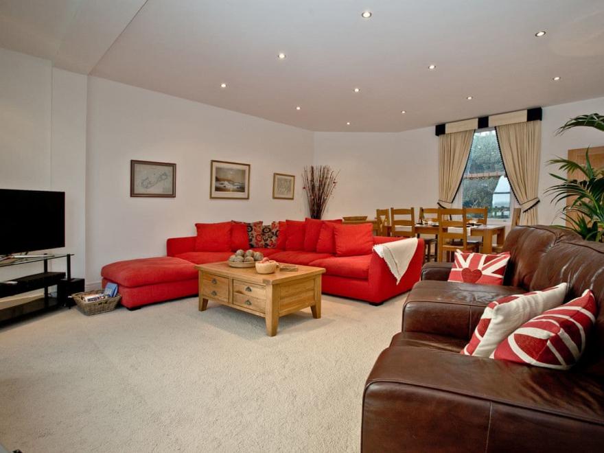 The Bosuns Chair - 1 Cliff Heights