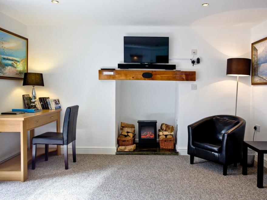 Devon Villa Garden Apartment