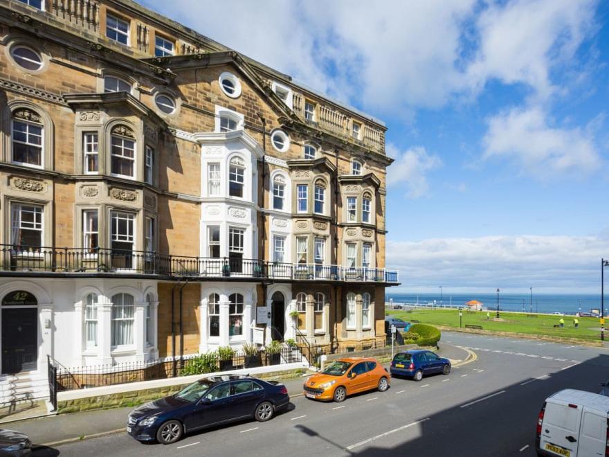 Apartment 3 - Fayvan