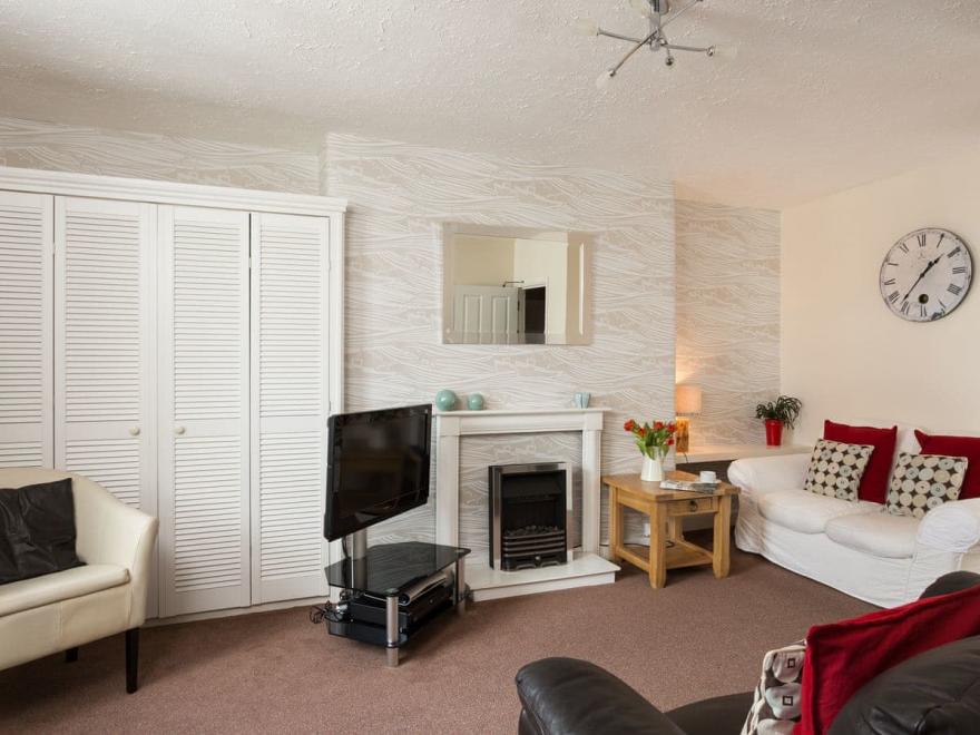 Apartment 3 - Fayvan