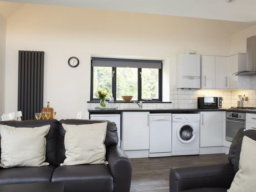 Ash Barn - Fernhill Farm