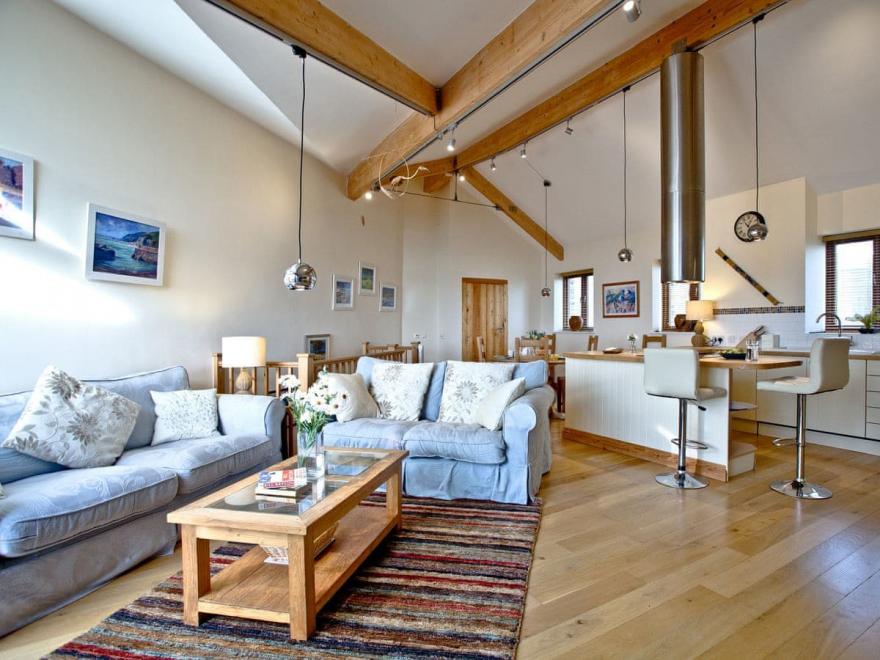 Sea Breeze At 3 The Fish Cellars