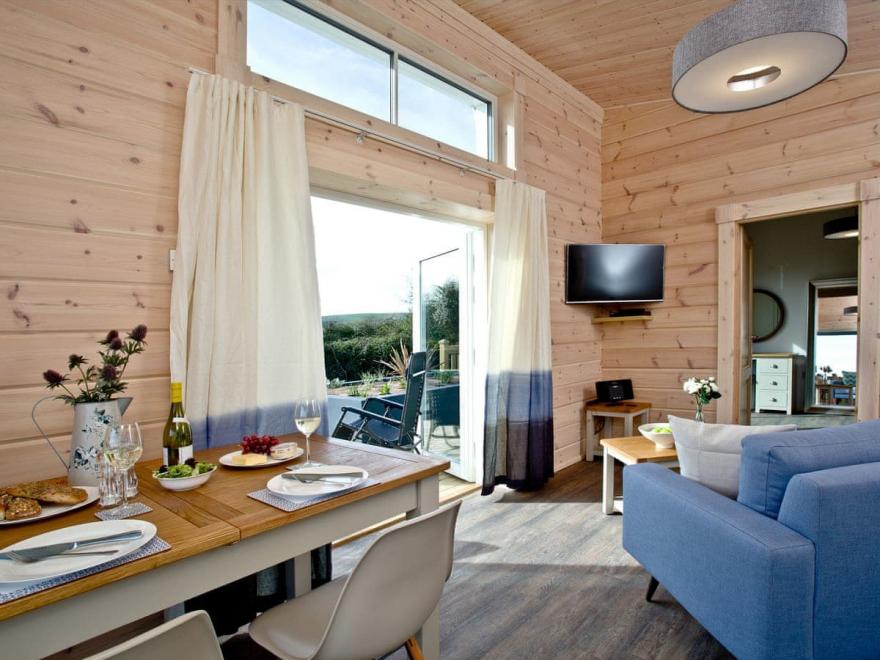 Cutterbrough - Great Field Lodges