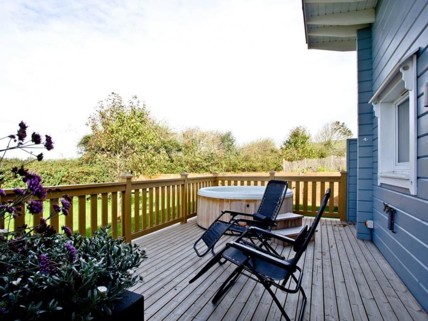 Cutterbrough - Great Field Lodges