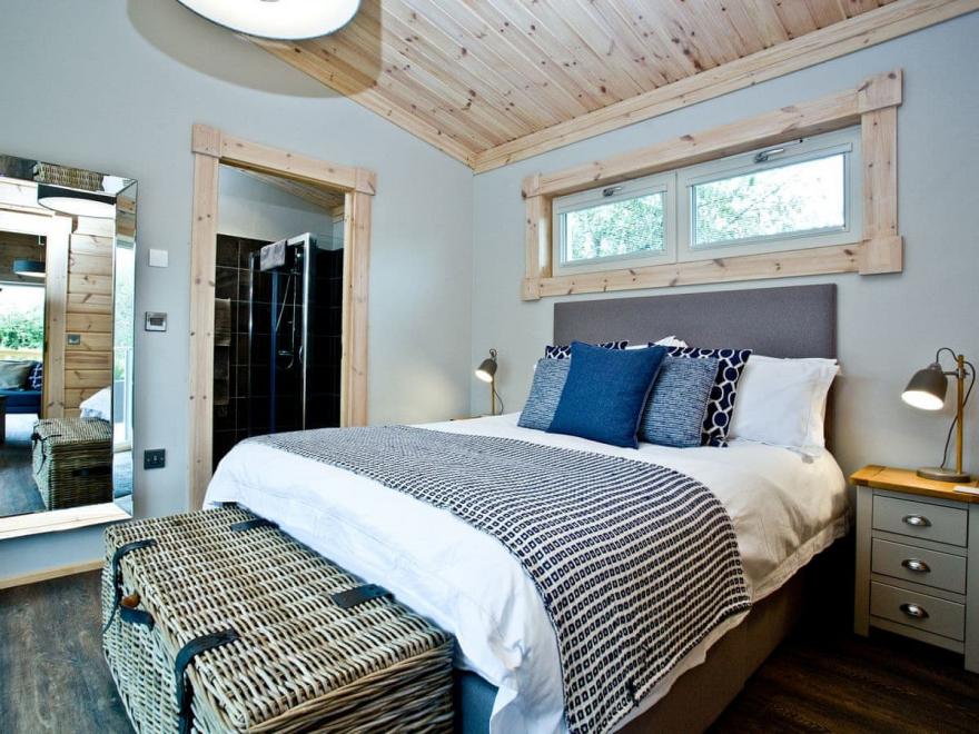 Swanpool - Great Field Lodges