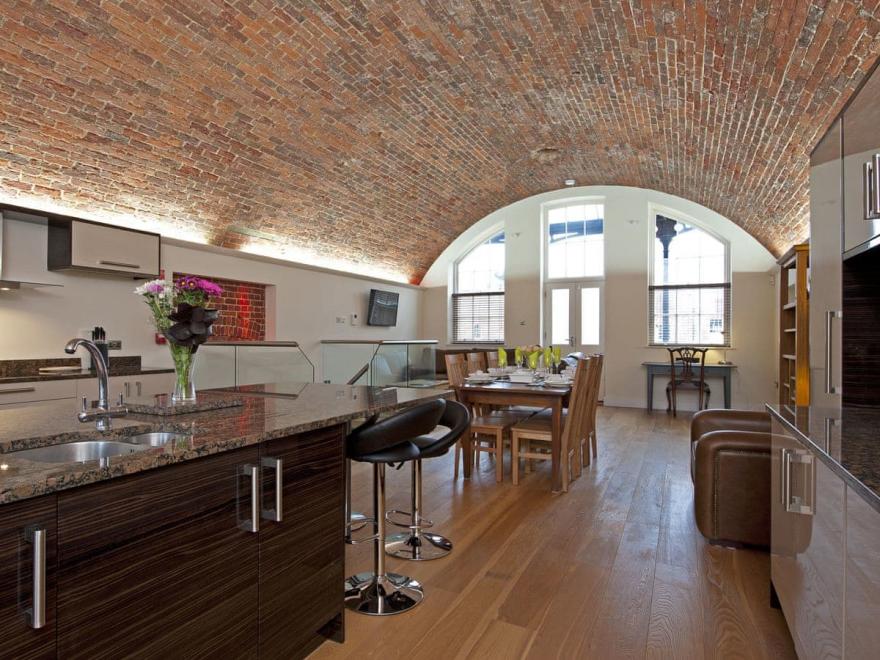 Palmerston House, Golden Hill Fort