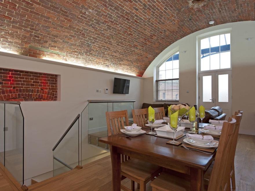 Palmerston House, Golden Hill Fort