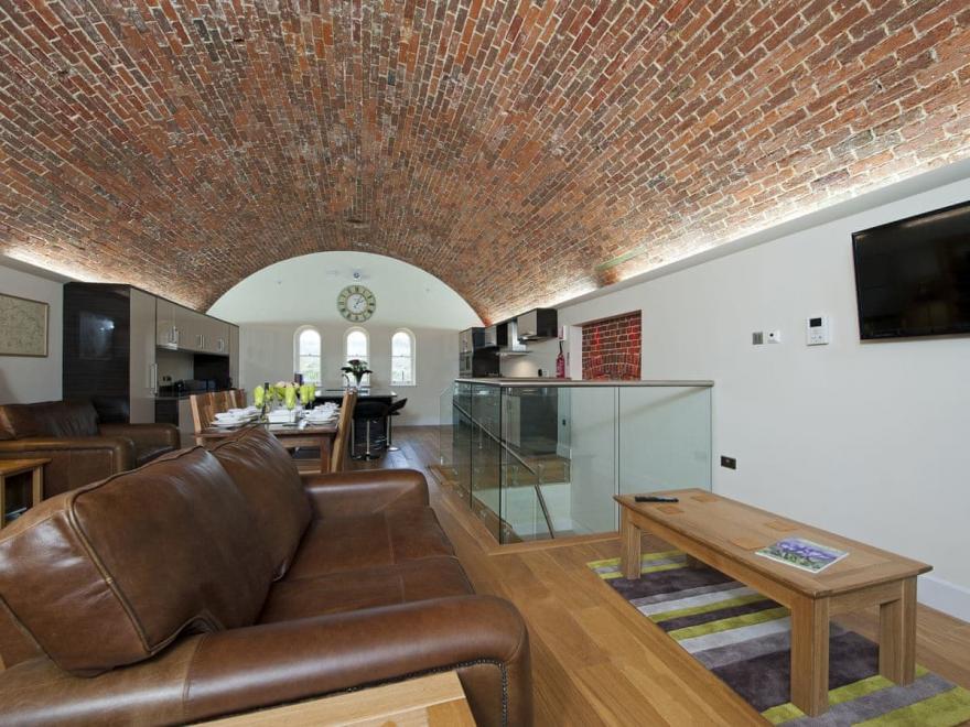 Palmerston House, Golden Hill Fort